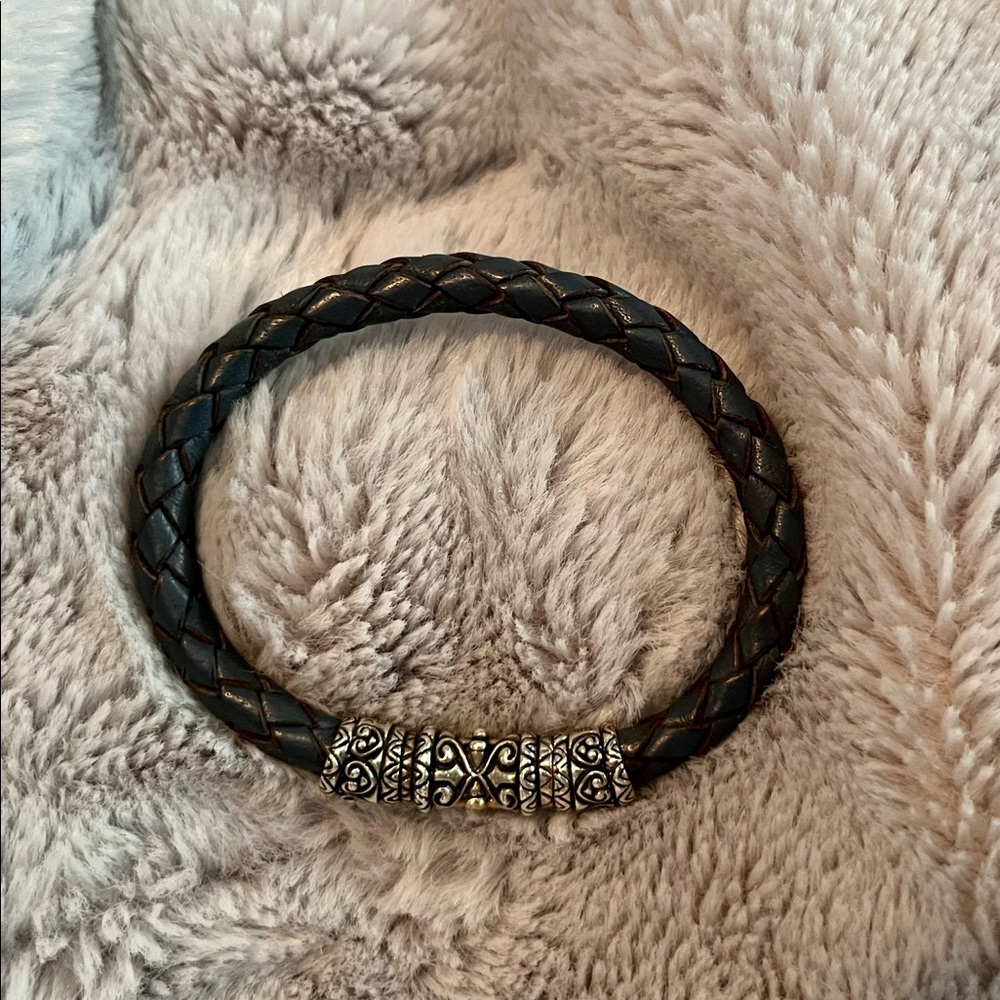 Barbara Bixby Leather Braided, Sterling Silver, 18k Gold and small diamond. - Picture 2 of 9